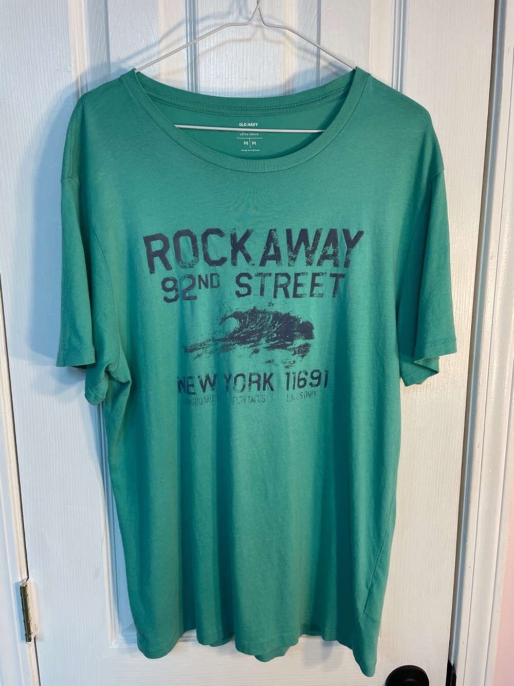 Old Navy Men's Teal Rockaway 92nd Street Graphic Tee